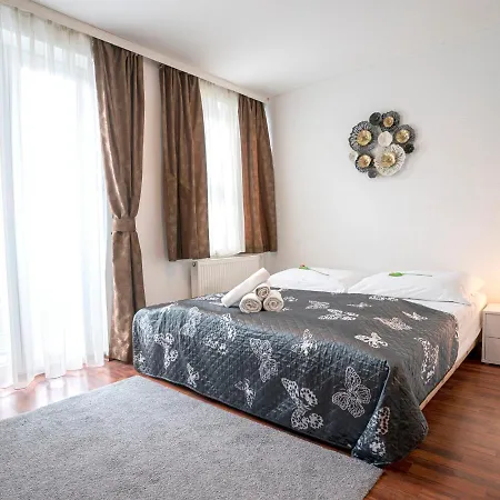 Centre Apartment